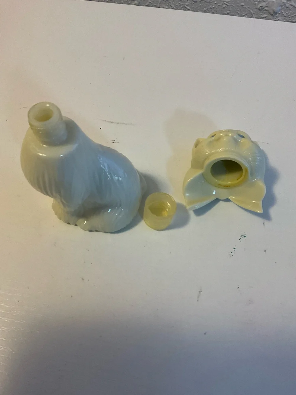Avon collectable bottle cat